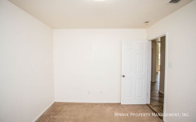 Building Photo - 6704 9th St