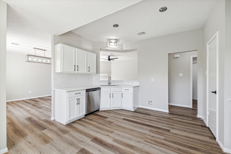 Building Photo - 23834 Goodfellow Dr