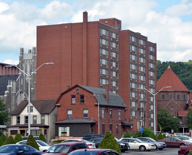 View from the west - TOWN HOUSE TOWER