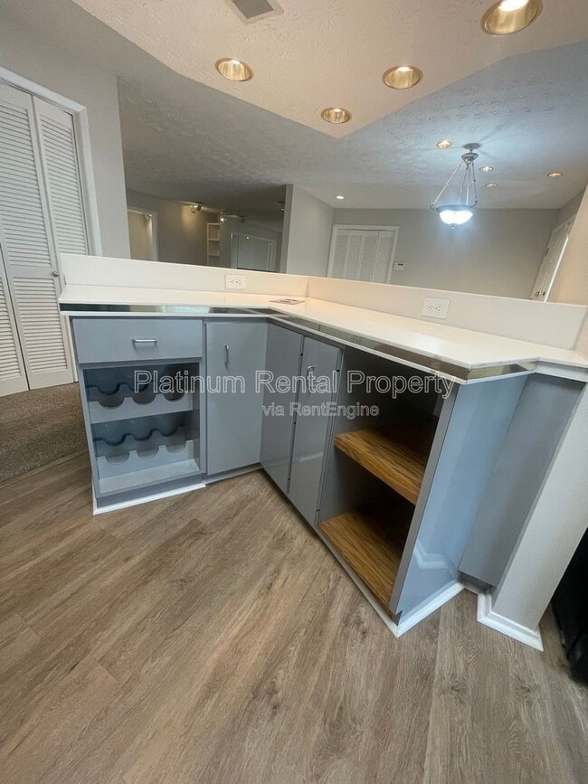 Building Photo - 402 Wynnes Ridge Cir SE