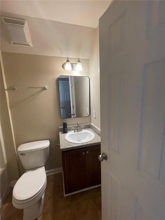 Building Photo - 282 Village Dr