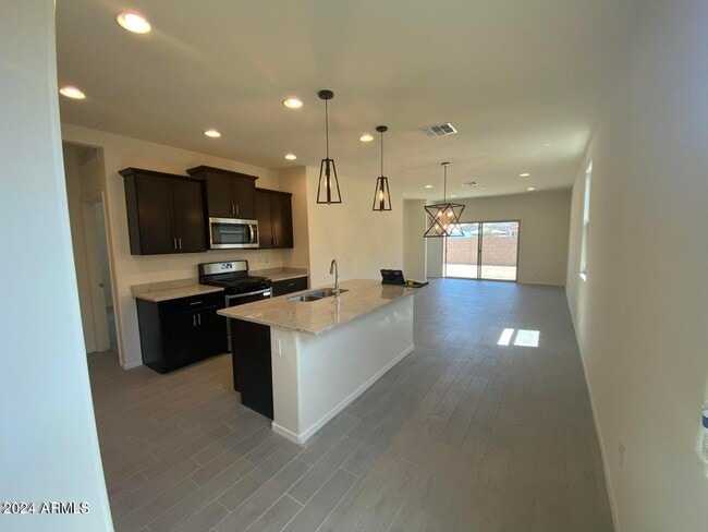 Building Photo - 10731 W Dickerson Dr