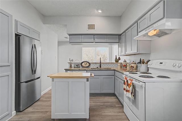 Building Photo - 718 Argone Ct