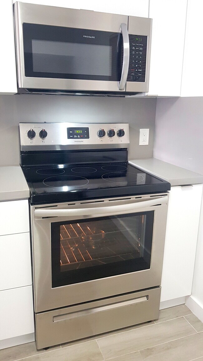 Building Photo - 7727 SW 86th St