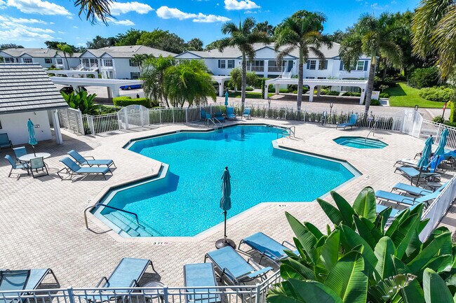 Building Photo - 886 Tanbark Dr