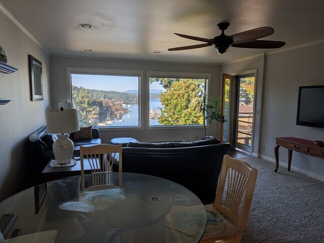 Building Photo - Wonderful Fully Furnished In Town Rental with Amazing View of the Harbor!