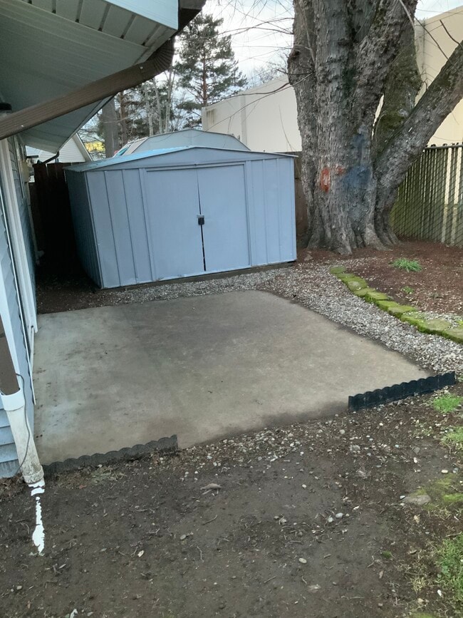 Building Photo - 145 NW 15th St