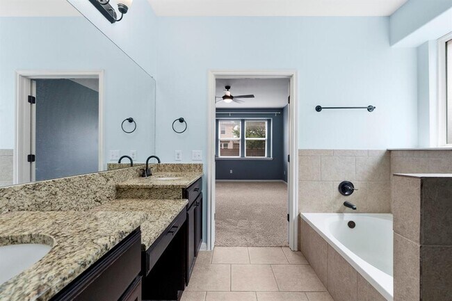 Building Photo - 8525 Reggio St