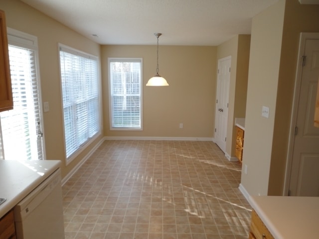 Building Photo - 817 Northwood Hills Ave