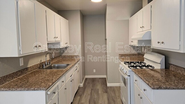 Primary Photo - 314 Beck St