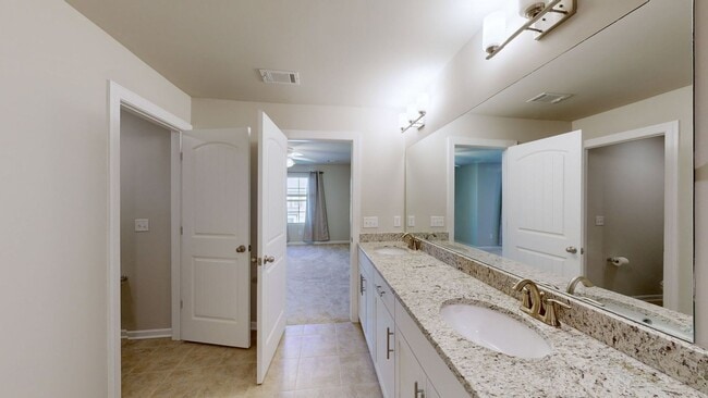 Building Photo - 2815 Haversack Cir