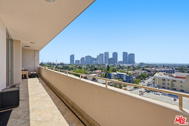 Building Photo - 1333 S Beverly Glen Blvd