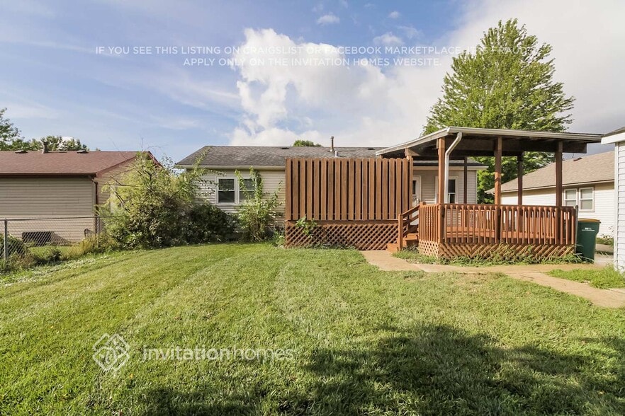 Building Photo - 606 Cherrywood Dr