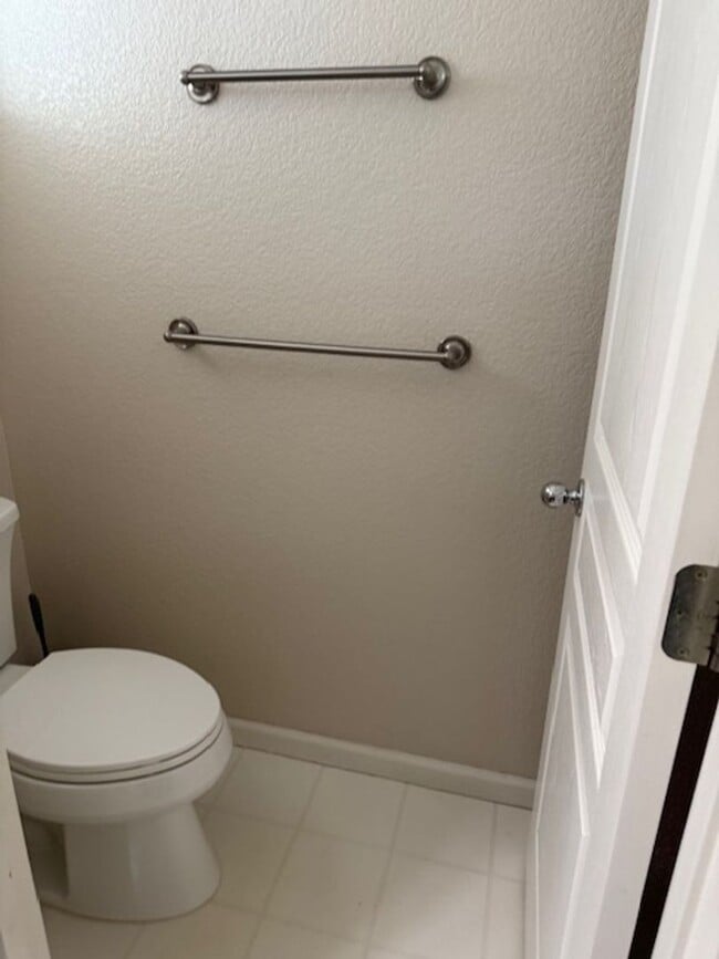 Building Photo - Spacious Single Story House in Natomas