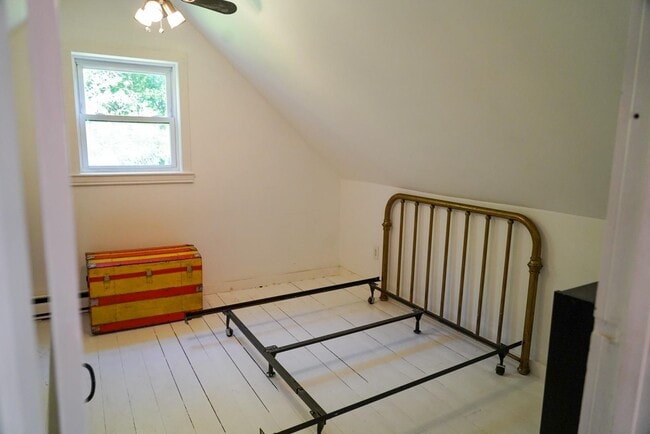 Building Photo - 9 Pulvers Ln