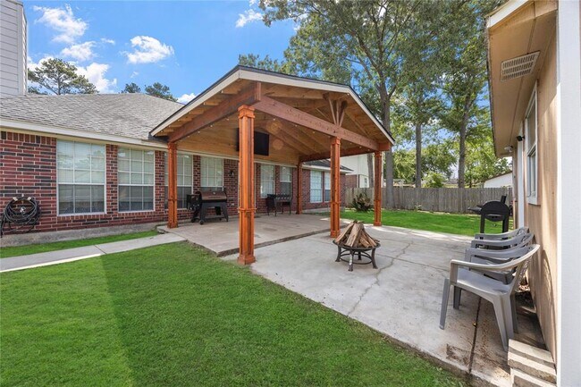 Building Photo - 15703 W Astern Dr