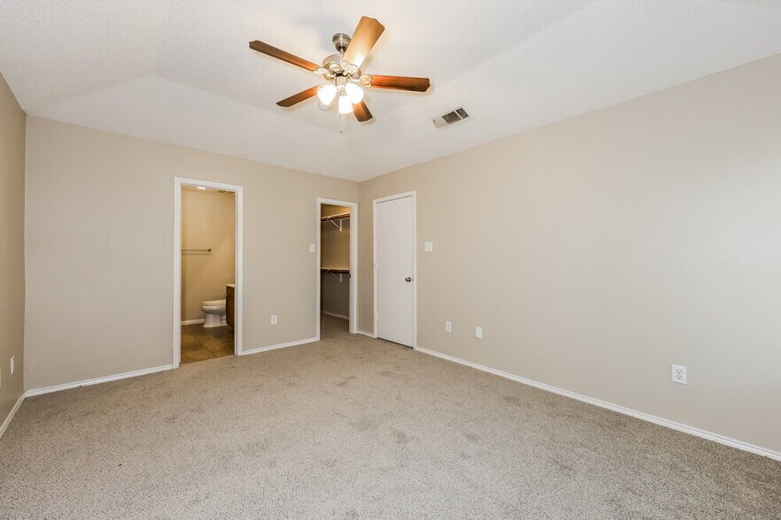 Building Photo - 8736 Eaglestone Way