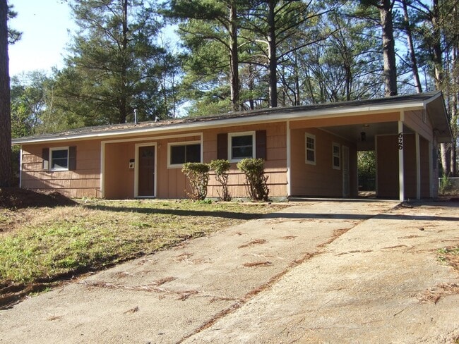 Building Photo - 626 Meadowview Dr