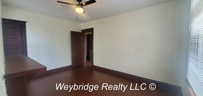 Building Photo - 3118 Durrell Ave