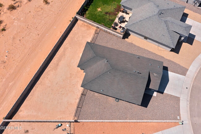 Building Photo - 1056 Nalito Beltran Pl