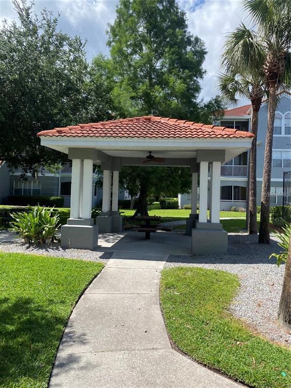 Building Photo - 18001 Richmond Pl Dr