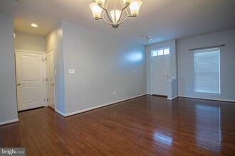 Building Photo - 143 Margaretta Dr