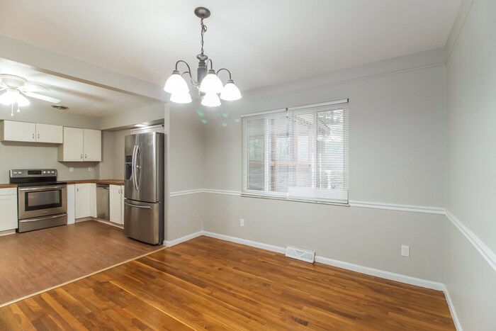Building Photo - 6072 Tridale Ct
