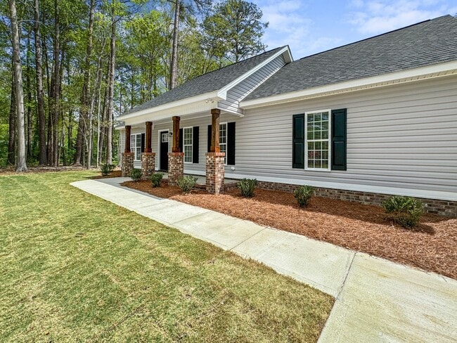 Building Photo - Introducing Your Dream Home in Nash County's Tar River Reservoir Area!  Lawn Care Included!