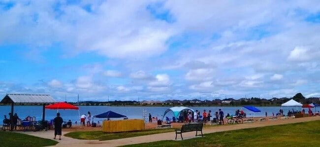 Building Photo - 18405 Cercina Trl