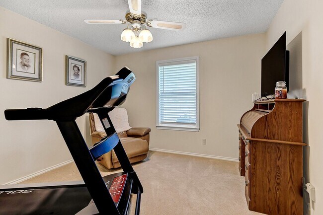 Building Photo - 13075 FM 121