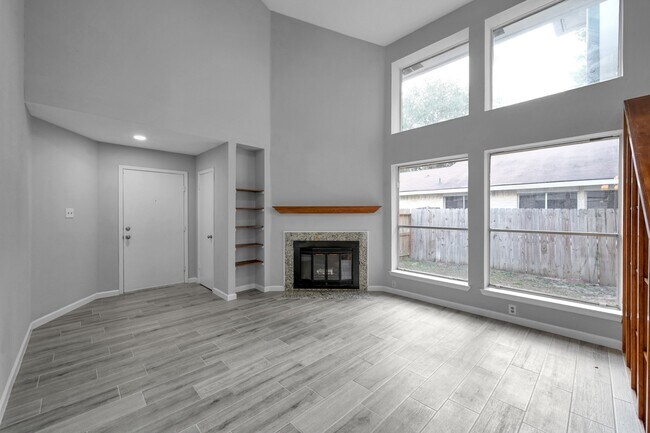 Building Photo - 4806 Tealgate Dr