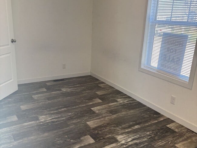 Building Photo - 464 Cimarron