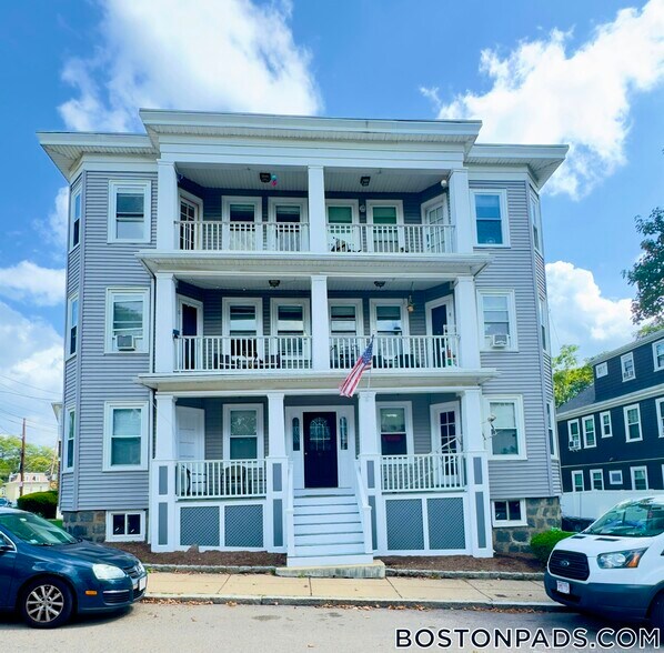 Building Photo - 41 Atkins St