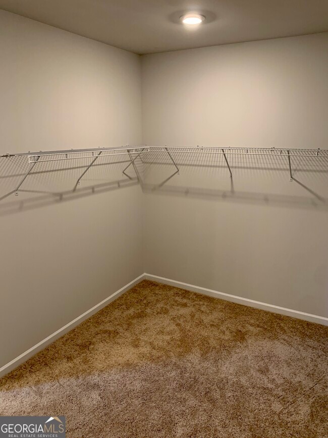 Building Photo - 600 Cunninghame Ct