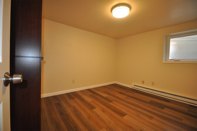 Building Photo - 5214 1/2 15th Ave NE