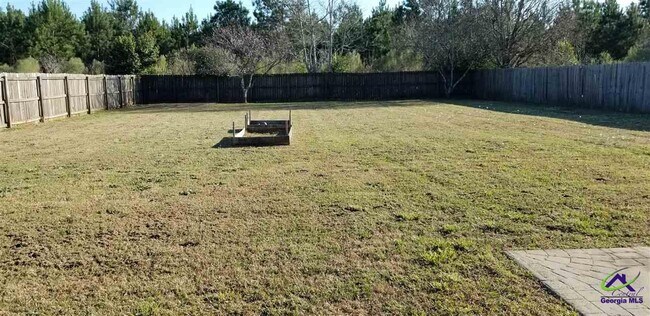 Building Photo - 209 Sedgebrooke Dr