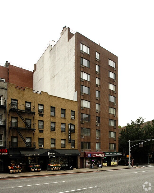 Building Photo - 250 E 31st St