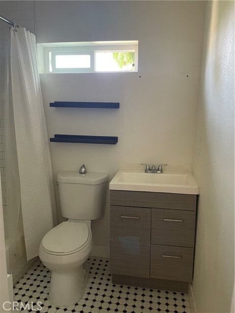 Building Photo - 1327 Douglas St