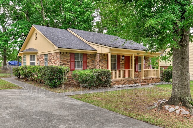 Building Photo - 2960 Glenn Hills Dr