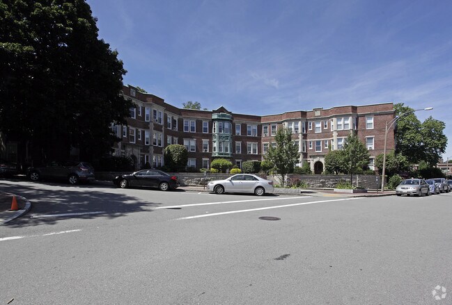 Building Photo - 17-31 Herrick Rd