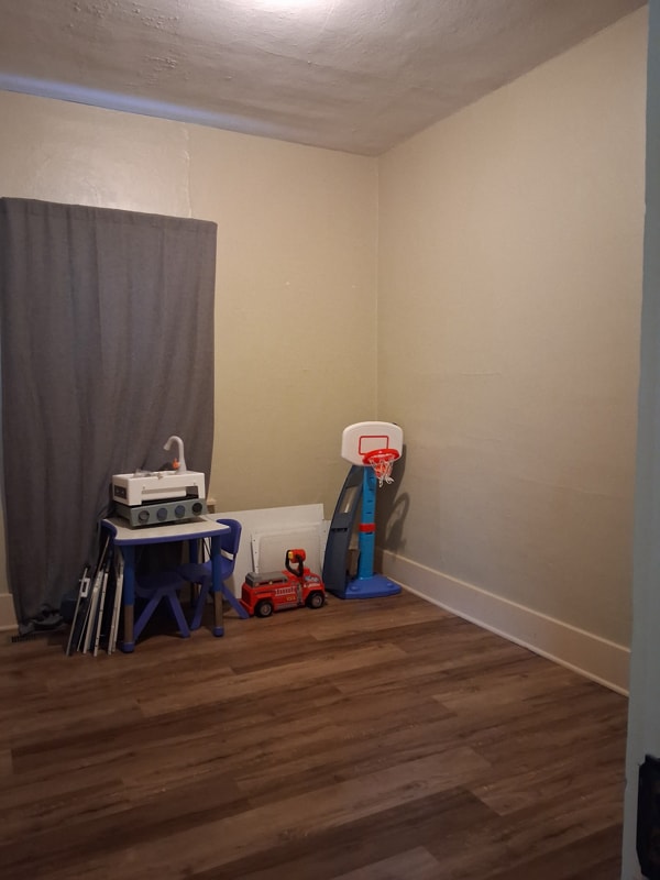 Building Photo - 148 S Edwards Ave