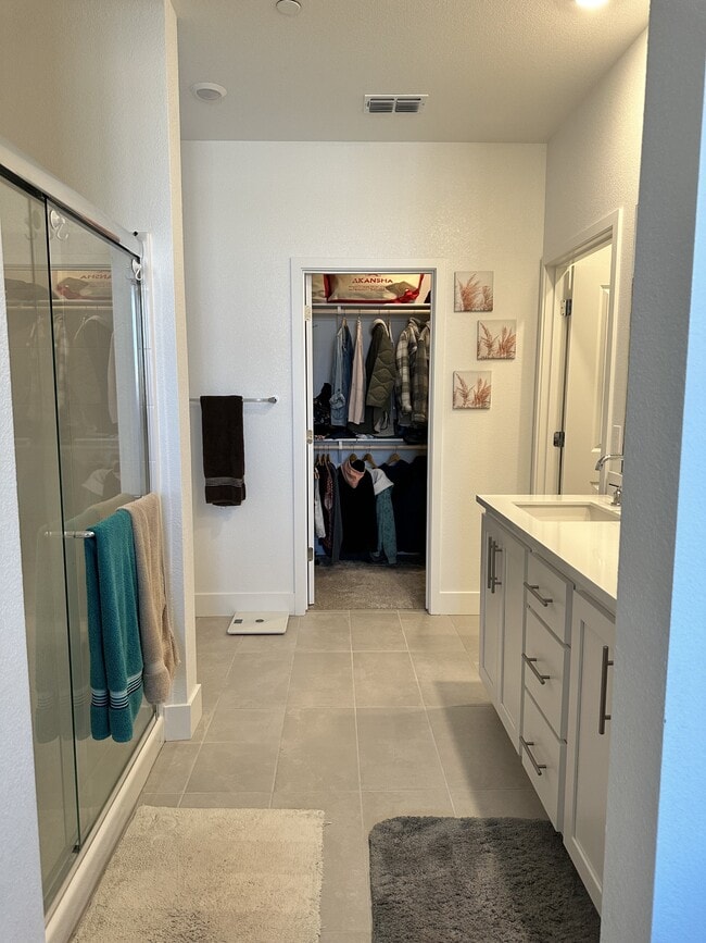 Building Photo - 2109 Blossom Ranch Rd