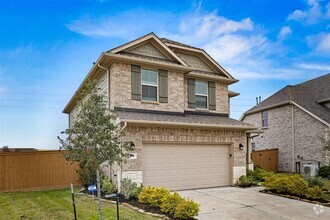 Building Photo - 108 Eliana Shores Dr