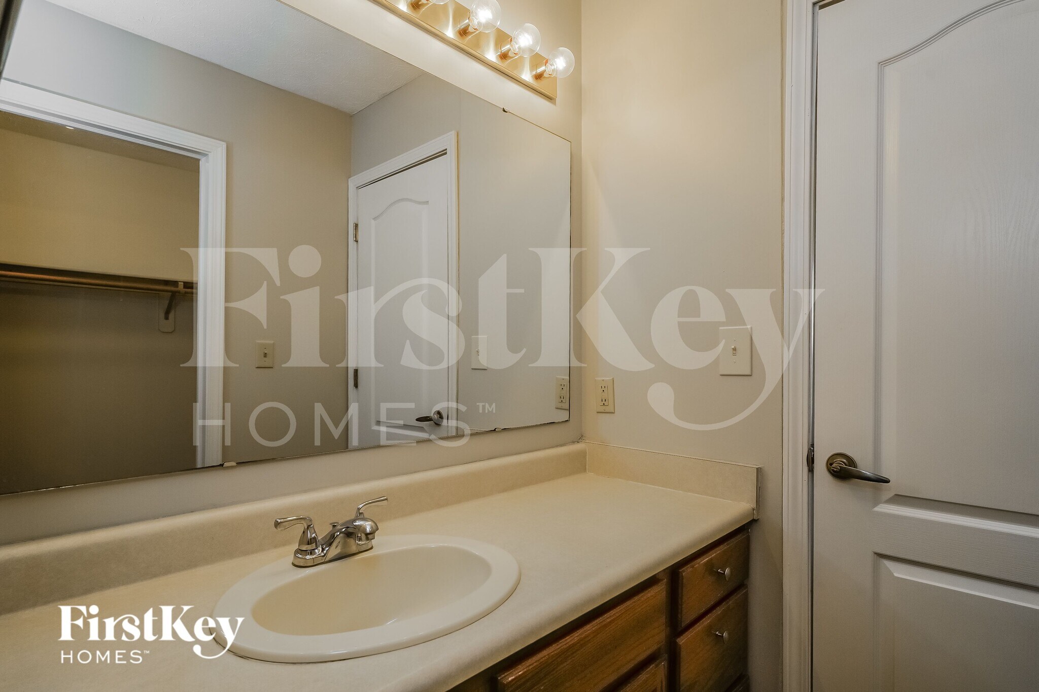 Building Photo - 1489 Mimosa Ct