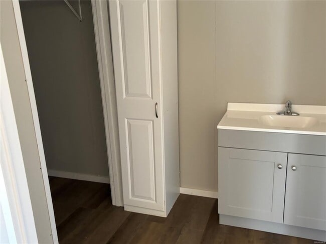 Building Photo - 1334 Aquila Dr