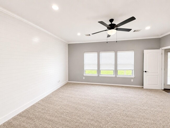 Building Photo - 28547 Lockeridge Springs Dr
