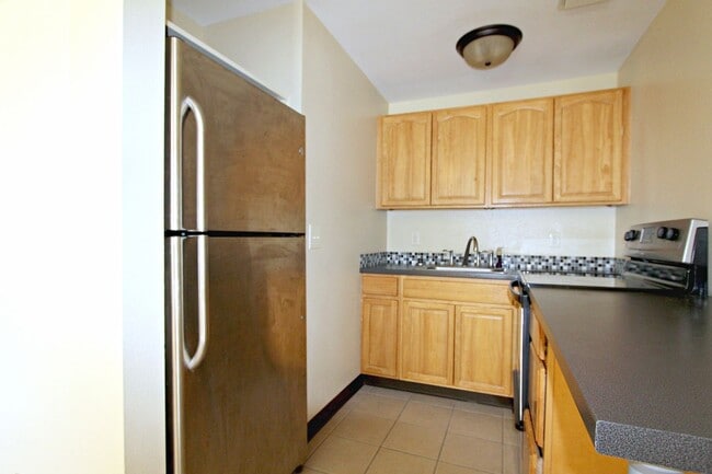 Interior Photo - Landmarc - Studios