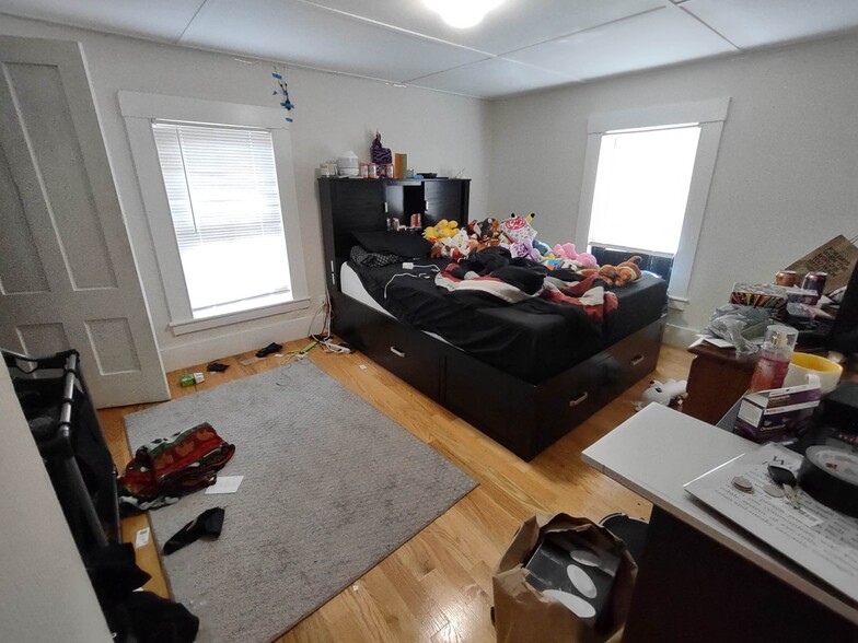 Building Photo - 16 Kilby St