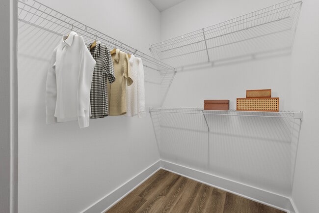 Building Photo - Solay Fort Worth