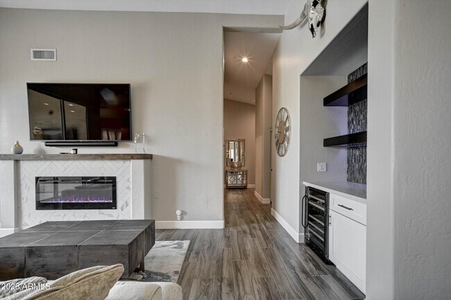 Building Photo - 9045 E Casitas Del Rio Dr